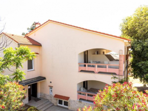 Villa Barbara Oasis Central Suite with Terrace